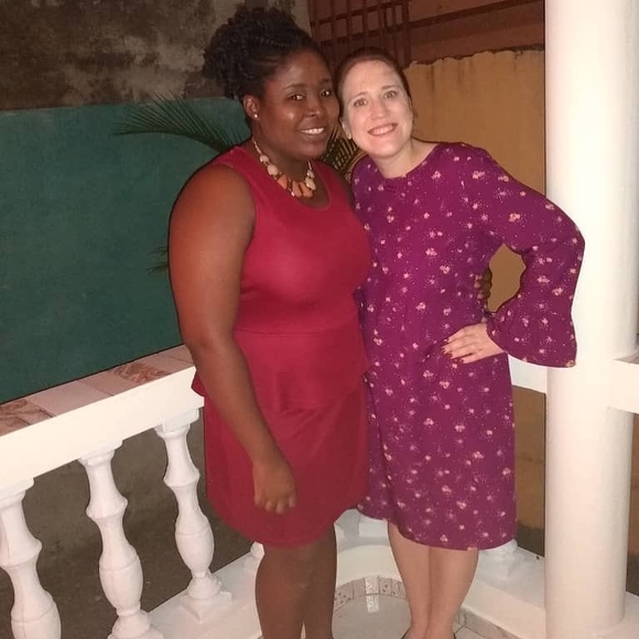 Meet your Posher, Samantha - Picture 1 of 1